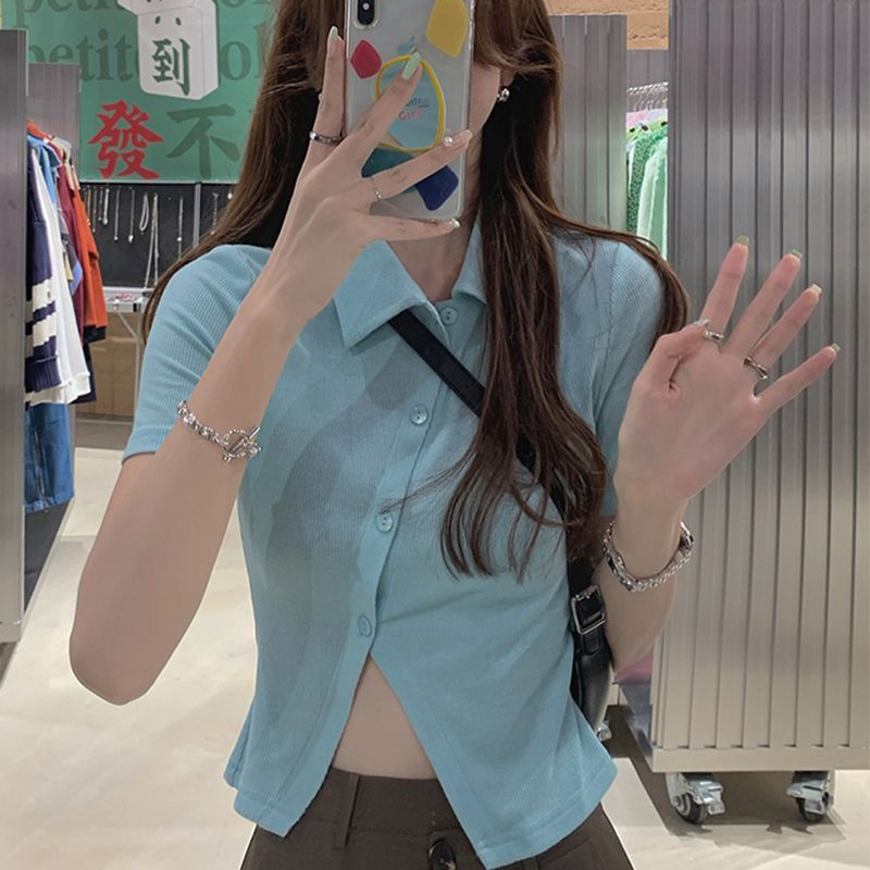 Red Musim Panas Baru Kancing Miring Lengan Pendek T-shirt Wanita Celah POLO Kerah Gadis Panas Keinginan Murni untuk Memakai Slim pinggang Pinggang Top