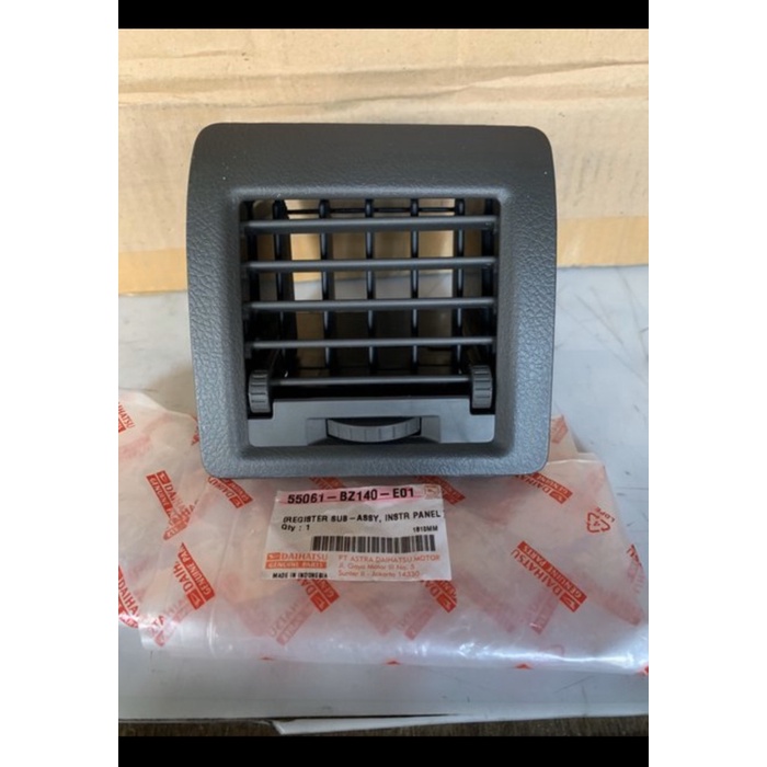 Kisi ac depan samping LUXIO