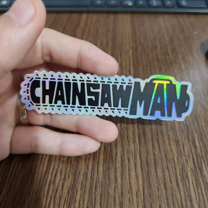 

Sticker Hologram Anime - PSH1627 - Chainsaw man - Logo