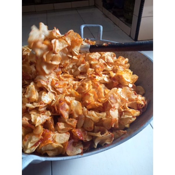 

Sekar_Shop07 Keripik Kentang Balado 150 Gram Pedas Manis Tanpa Pengawet Homemade Enak Garing Renyah