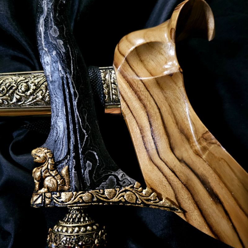 Keris Singo Luk 7 Kinatah Sepuh Emas