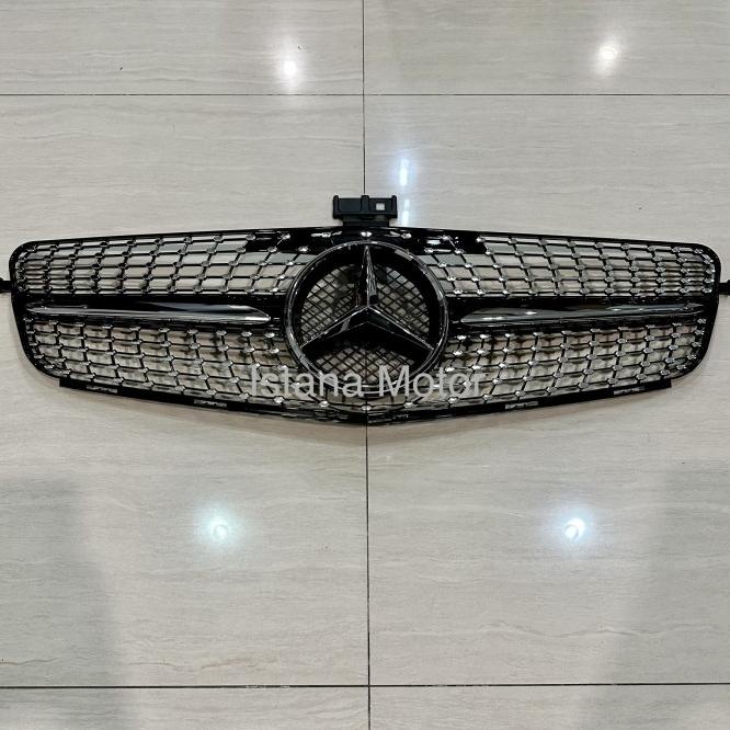 Grill Diamond Mercedes W204 Black With Emblem Logo