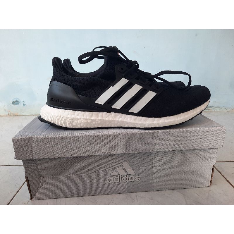 Adidas Ultraboost 5.0 DNA Black White