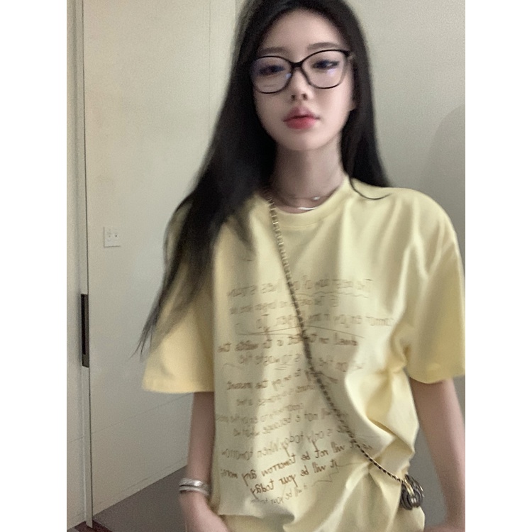Red kaos Kuning Longgar Cetak Huruf Lengan Pendek T-shirt Wanita Musim Panas Rasa Desain Kembali Hollow Ketegaran Panjang In top