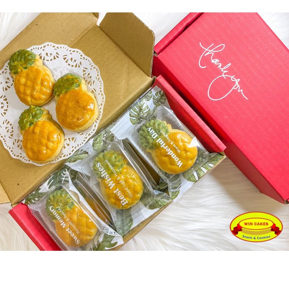 

TERLARIS BRANDS FESTIVAL Nastar Taiwan / Nastar Nanas Wisman Jumbo / Taiwanese Pineapple Cake / Pineapple Tart (isi 6) grosir