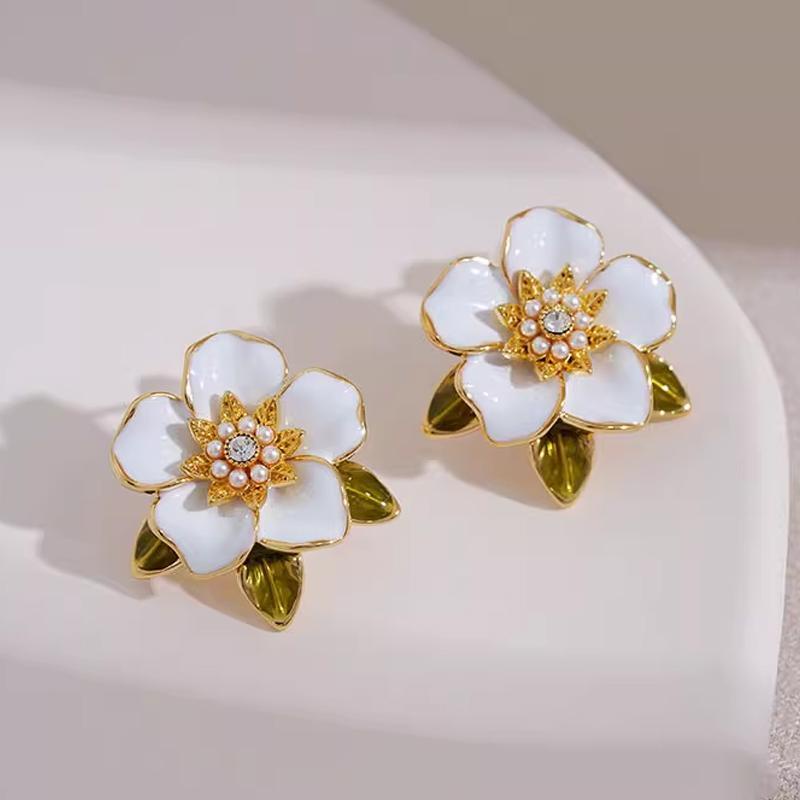 【Bayar di tempat】French Retro Berlian Imitasi Bunga Mutiara Kecil Segar Manis Anting Fashion