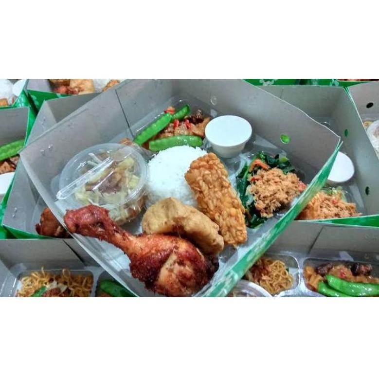 

✨MEGA ⚡ALE✨ Paket Nasi Box Syukuran Kehamilan Lengkap dengan Rujak Buahnya Halal Enak Murah Free Label Stiker