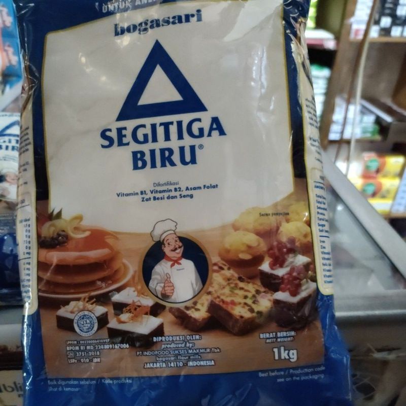 

tepung segitiga biru 1 kg