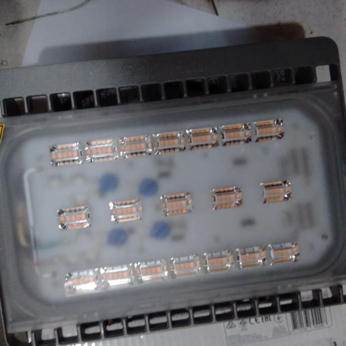 Terlaris Bvp172 50Watt 3000K / Bvp 161 50W Kuning/3000K Philips