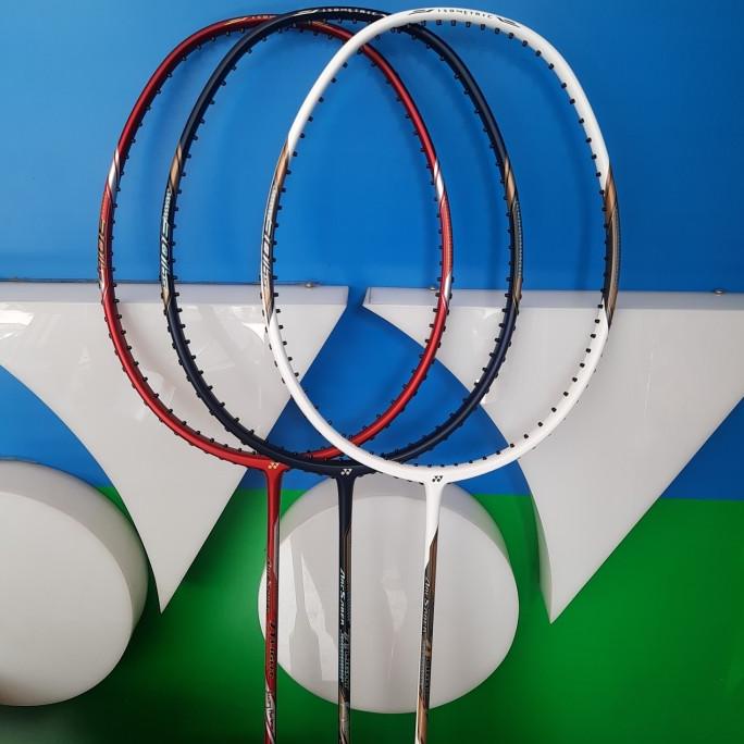 RAKET BADMINTON YONEX ARCSABER 71 LIGHT /RUDI HARTONO 30 LBS -ORIGINAL