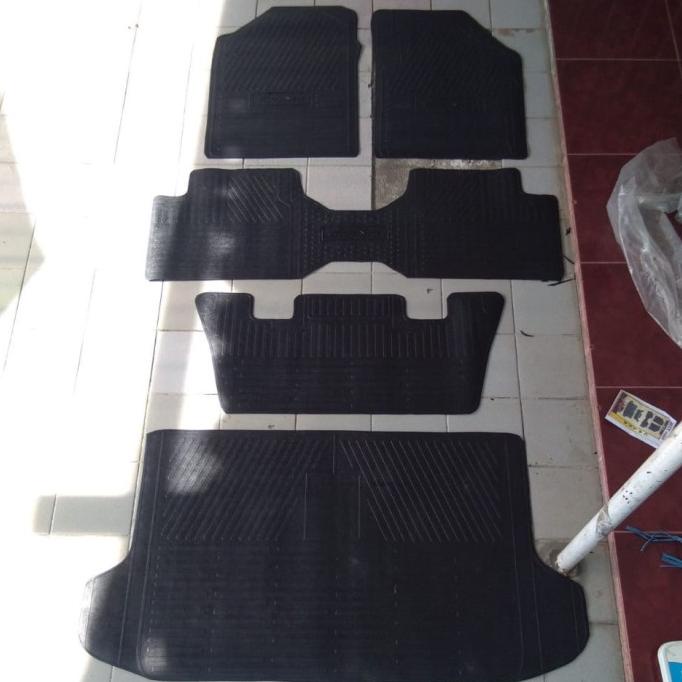 Karpet karet mobil full set Calya - Sigra