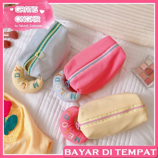 

Tempat Pensil Aesthetic Wadah Pulpen Untuk Sekolah Disgrib Lucu Terbaru Viral Pencil Case Korean Style Disgrip Anak Perempuan Laki Kotak Pengsil Estetik Murah Dusgrip Aesthatic Cewek Cowok Dosgrip Korea Aestetik Mismi Alina Pencil Case / Tas Kosmetik