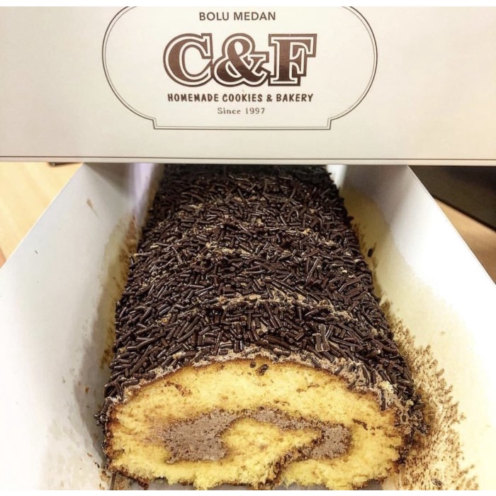 

Bolu Gulung Medan C&F Double Topping