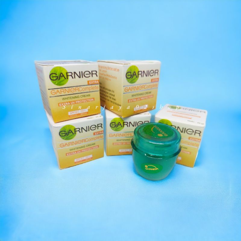 12 Pcs - GARNIER Cream 2in1 Gentong Siang Malam Original 15grm