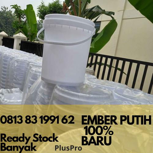 Ember Putih BARU 25 kg 20 L / pail Cat / Cupang / Putih polos dg Tutup