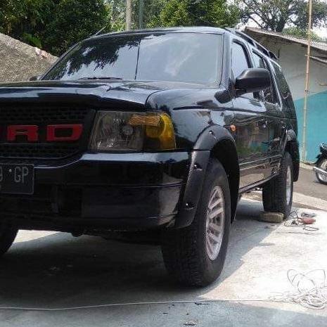 Over Fender Ford Everest 2004-2008