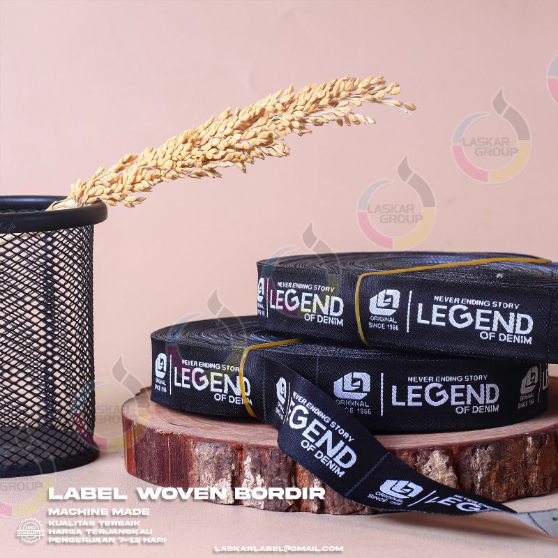 

1x4 woven bordir label nama custom / label merek / label woven dama