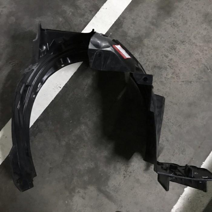 Liner Inner Fender Depan Honda Mobilio tipe RS
