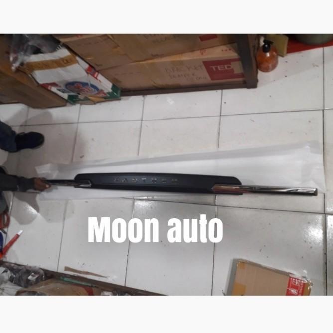 Trunklid Bagasi List Plat Nomor Isuzu Panther Kapsul 2000-2019 Ori.