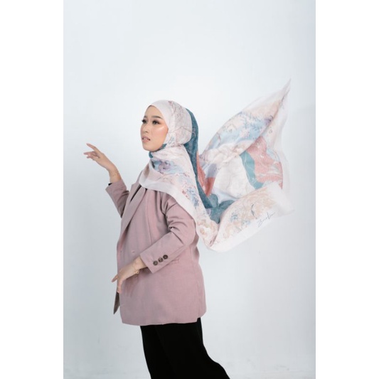 Hijab segiempat Printing Voal Premium Lasercut Motif Island Flower Series By zenobia Scarves