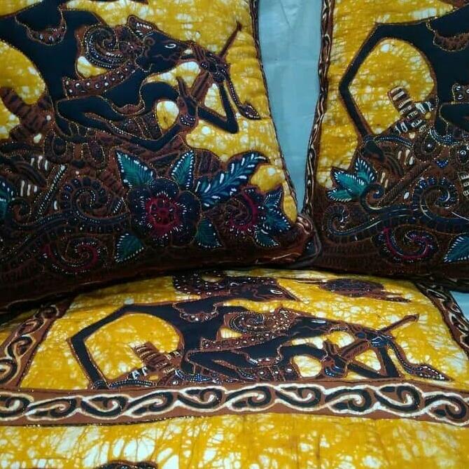 Sarung Bantal Kursi tamu (SBK) wayang batik GRATIS LERAK 1 BOTOL nov