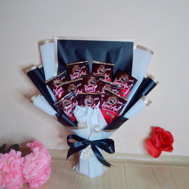 

Harga Termurah.. Buket Kopi Kapal Api Goodday Cappucino Top Coffee dan Chocolatos Beng Beng Drink Murah Untuk Hadiah Gift Kado Cowok Wisuda Sempro Ultah 85