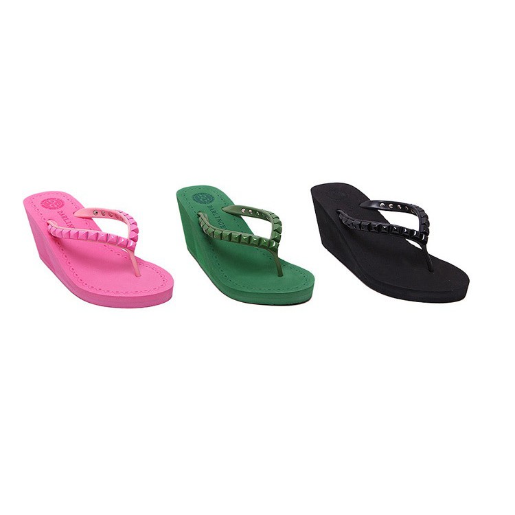 flash sale 7,7 SANDAL WEDGES PIRAMID RM 55