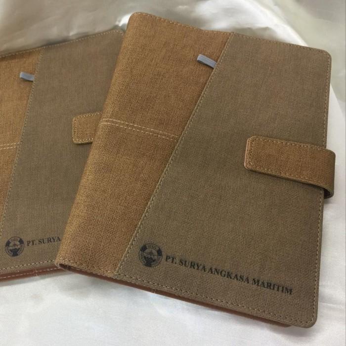 

Best Seller Agenda Binder Kulit Exclusive Dpt Dicustom Nama Atau Logo Perusahaan