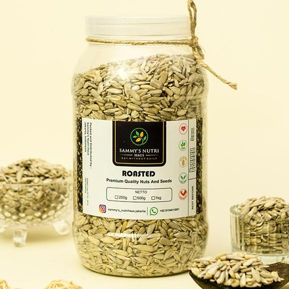 

Roasted UnSalted Sunflower Seeds 1kg (Biji Bunga Matahari Kuaci Kupas)