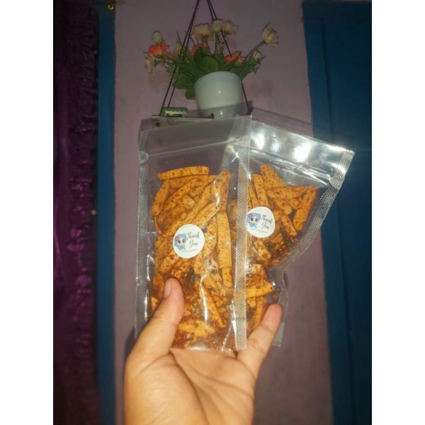 

BASRENG DAUN JERUK/CEMILAN UMMI DAFINA BERWT 500 GRAM
