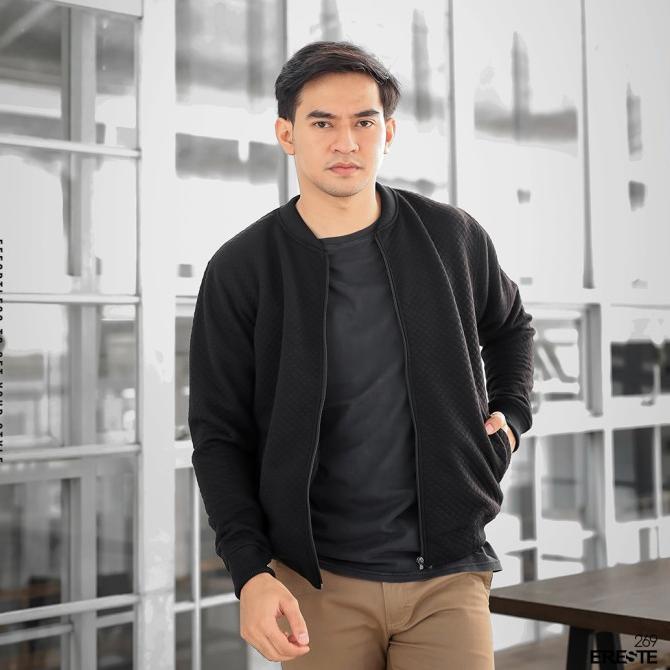 Ereste269 Jaket Bomber Pria Cozy Black Premium