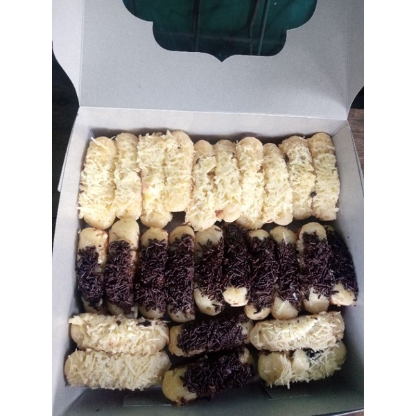 

kue pukis 1 box menul2