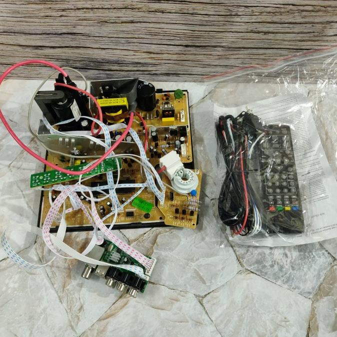 Mesin TV DIGITAL WCOM untuk TV Tabung 14-21 inch