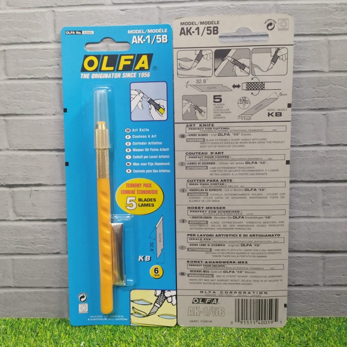 

Terlaris Art Knife Cutter Pen Ak-1/5B Art Knife With 5 Blades Olfa