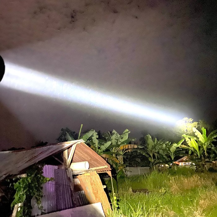 Terlaris Senter Astrolux Ft03 Sst40 Mod 425.000Kcd 1300M Led Dedome Reflecotr