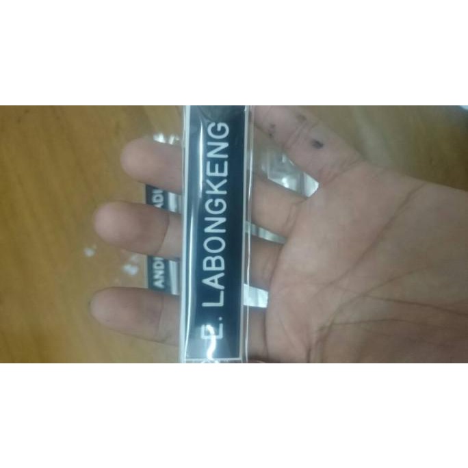 

Berkah Papan Nama Dada Magnet / Peniti