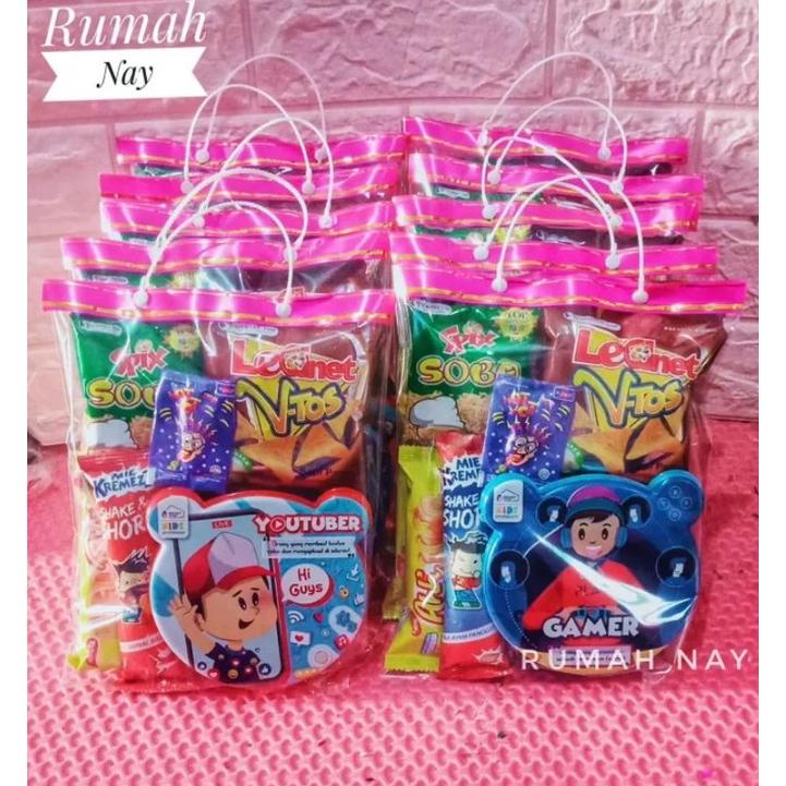 

7.7 Plastik Goodie bag (size 20x25) Snack bingkisan serbaguna (isi 10)