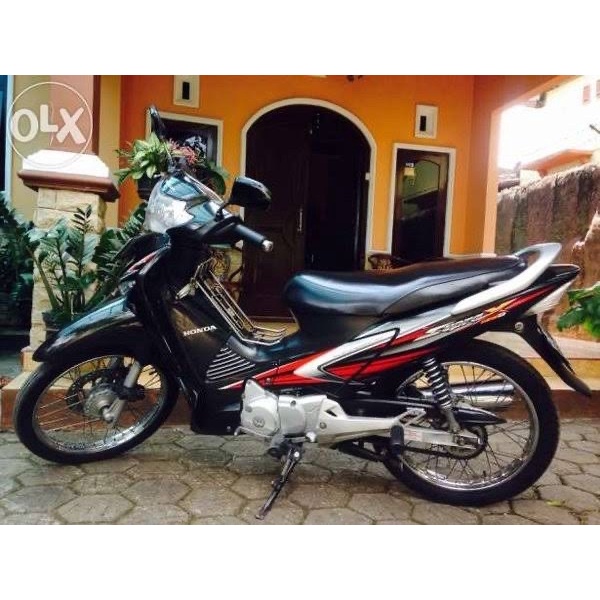 Terlaris Stiker Striping Supra X 125 D Tahun 2006