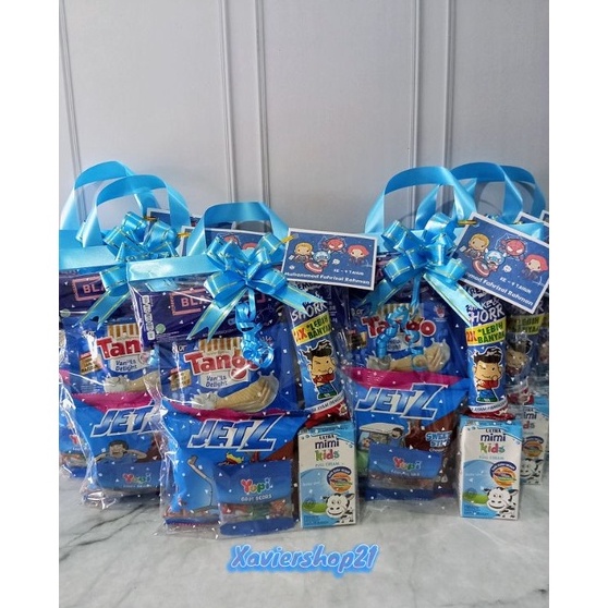 

8.8 PAKET SNACK ULTAH TEMA BIRU (FREE CARD)