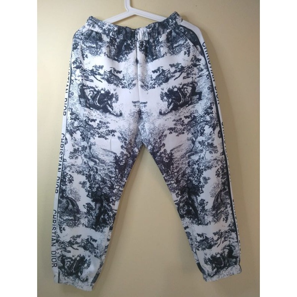 celana jagger wanita