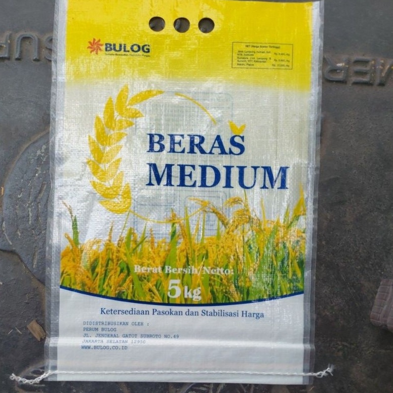 

Pasti Murah.. karung bulog medium 5kg baru 100pcs VSH