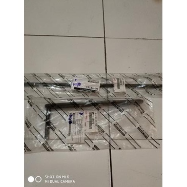 Besi Putaran Dongkrak - Putaran Ban Serep Kijang Kapsul - Innova ORI