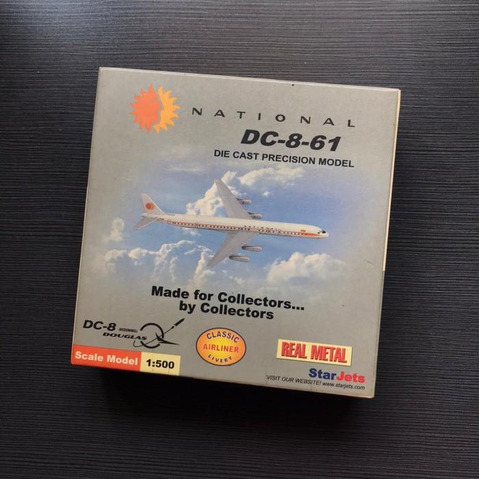 Diecast Pesawat Dc-8-61 - Starjets