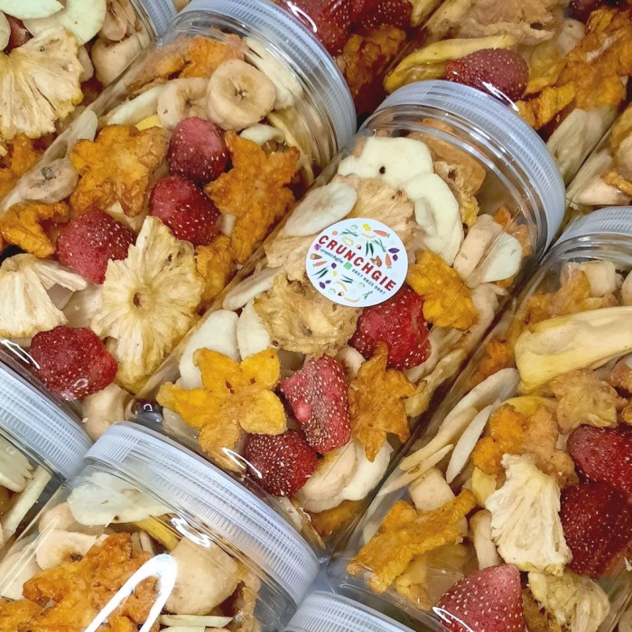 

1L Keripik Buah Crispy Fruit Crisps Crunchgie