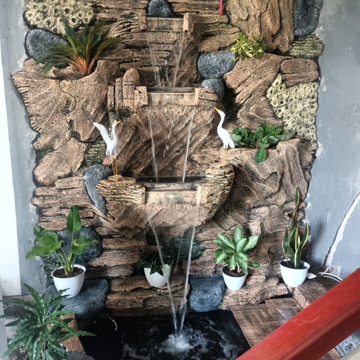 DISKON SPESIAL MENERIMA PEMBUATAN TAMAN TEBING AIR TERJUN 99 TERBARU