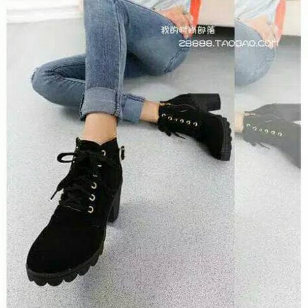 Grosir A06 Sepatu Boot Wanita Ziper Hitam Kyx