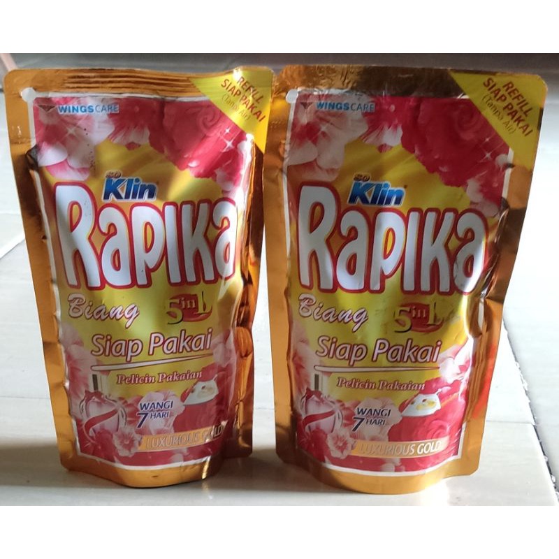 Rapika biang pelicin pakaian gold