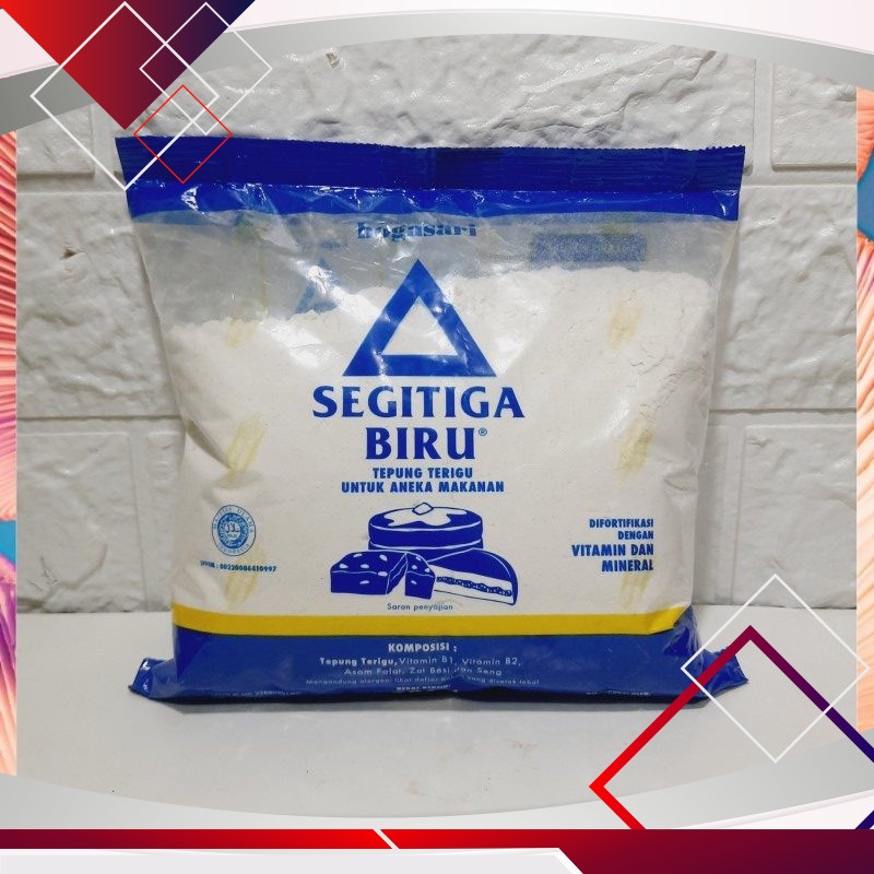 

Tepung Terigu Segitiga Biru 500gr .