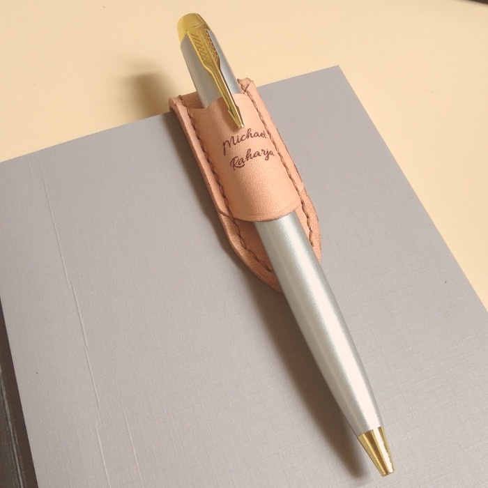 

Bestseller Leather Clip Pen Magnet Magnetic Pen Holder Stylus Pulpen Kulit Asli