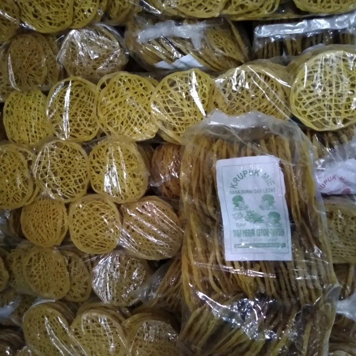 

Krupuk E Asin Kuning Mentah Ekasari Merak Cendrawasih 1 Bal Ball 5Kg